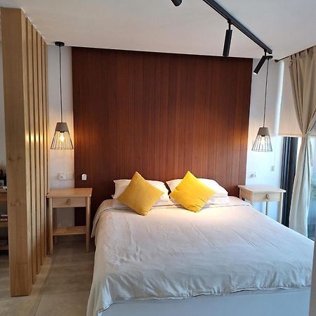 Terrazza Suites Пафос Экстерьер фото