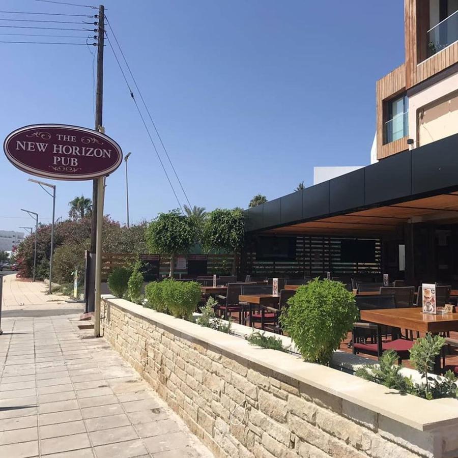 Terrazza Suites Пафос Экстерьер фото