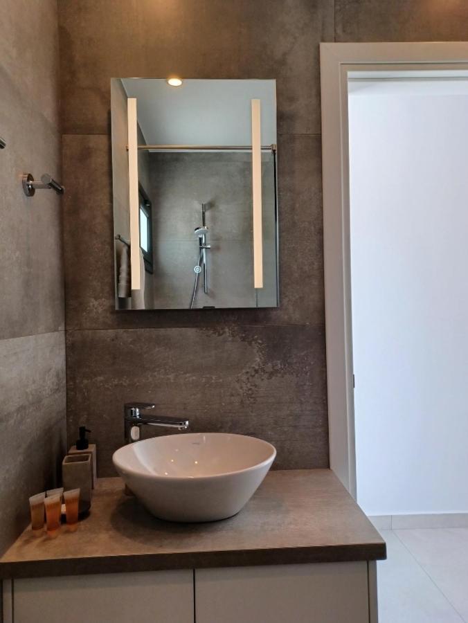Terrazza Suites Пафос Экстерьер фото