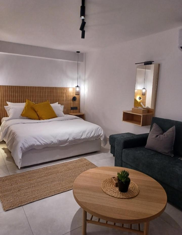 Terrazza Suites Пафос Экстерьер фото